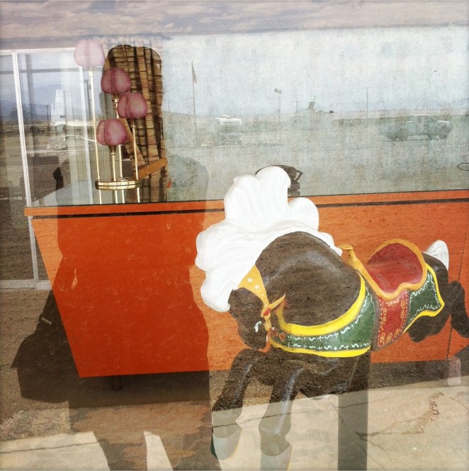 Amboy_hotel_Route 66